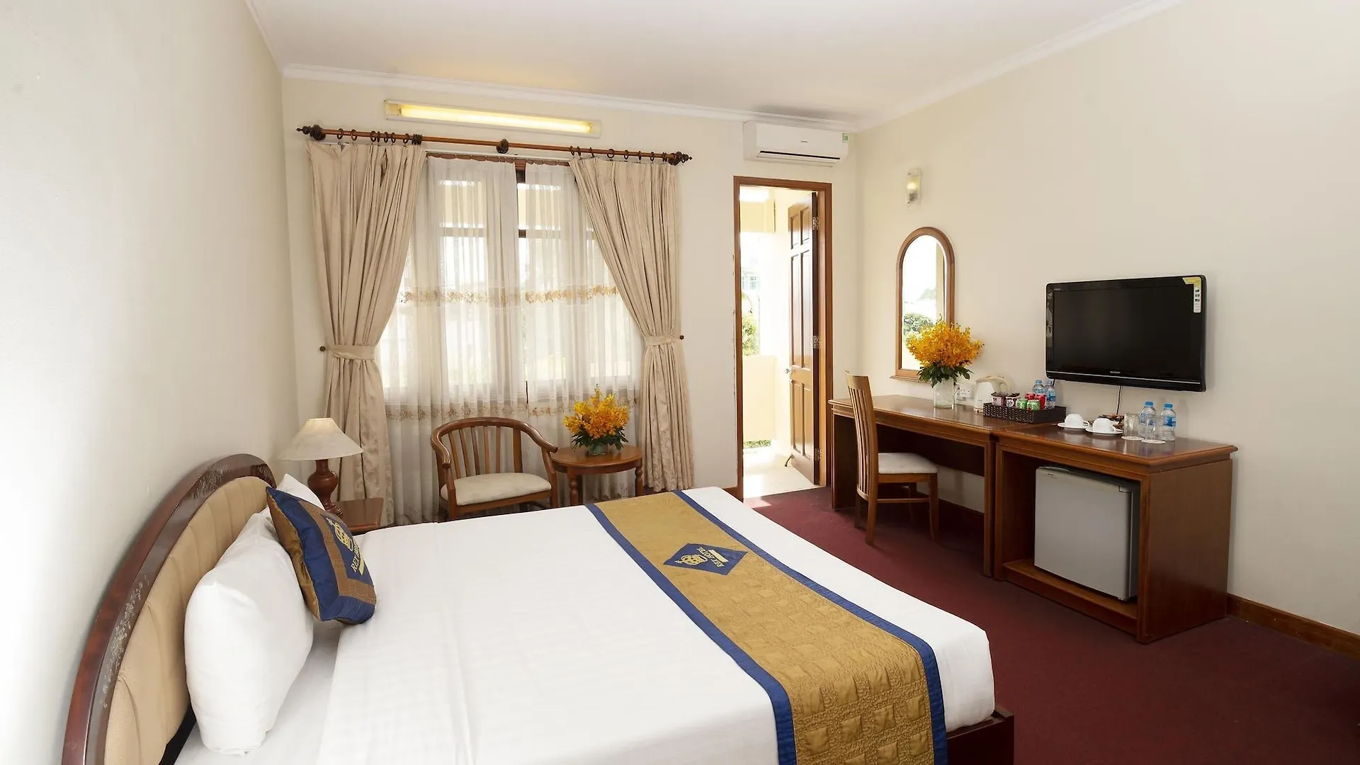 ***  Rex Hotel Vung Tau Vietnam